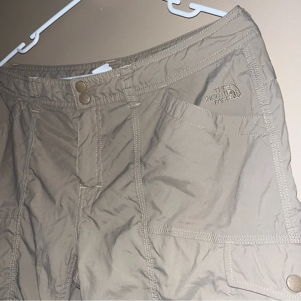 The North Face Shorts - Picture 2 of 5
